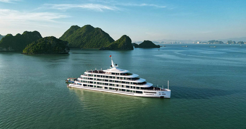Discover Halong Bay on Catherine Cruise
