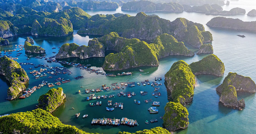 Overview Cua Van Fishing Village