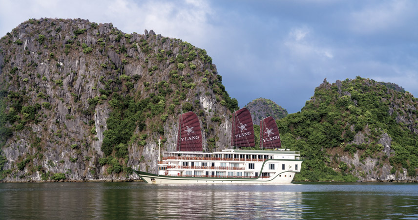 Visit Viet Hai Village with Heritage Line Ylang Cruise