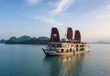 Amanda Luxury Cruise 2 Days 1-Night