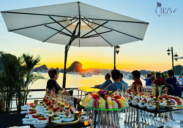 Enjoy a flaming sunset dinner at the Canapé Party