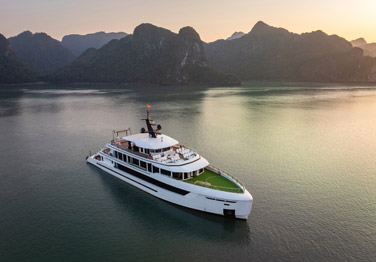 Discover Lan Ha Bay Day Tour with Hera Luxury Day Cruise