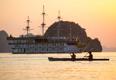 Dragon Legend Cruise 3 Days 2 Nights