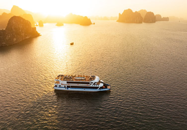 Explore Halong Bay in a day with La Casta Daily Cruise