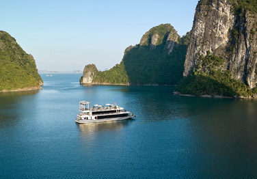 Explore Halong Bay Day Tour on Iris Cruise