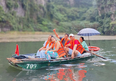 Explore Hoa Lu, Trang An & Mua Cave Day Tour