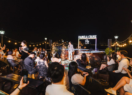 You can relax on the sundeck of Pamela Cruise and soak in the lively atmosphere of the Live Music show