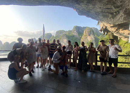 Discover the outstanding Sung Sot Cave with its ancient limestone formations