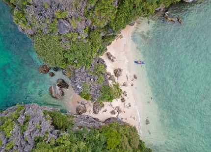 Relax and Swim in Ba Ham Lake