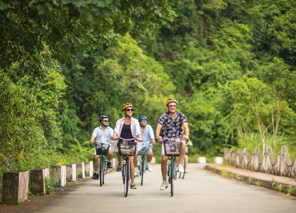 Visit Viet Hai Village on Cat Ba Island