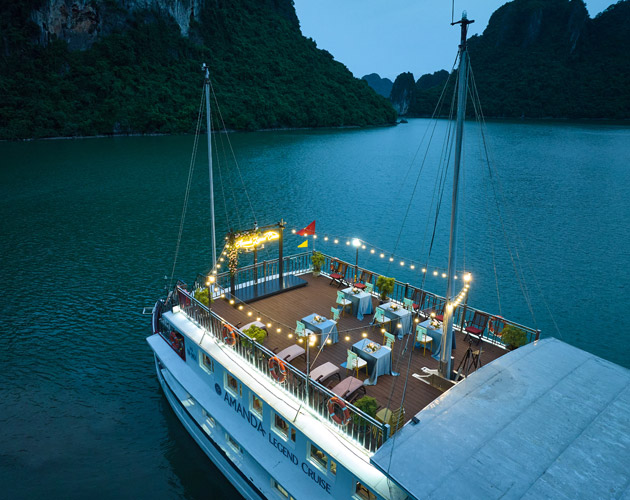Discover Halong Bay on Amanda Legend Cruise