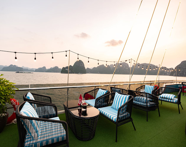 Discover True Halong Bay with Amethyst Cruise