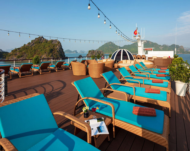 Discover Halong Bay on Capella Cruise