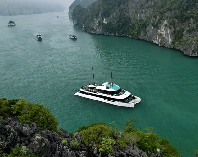 Explore Halong Bay and Lan Ha Bay on Catamaran Cruise