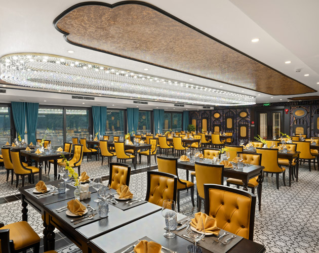 Discover Halong Bay on Catherine Cruise