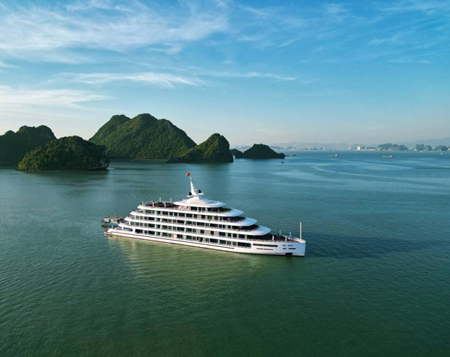 Discover Halong Bay on Catherine Cruise