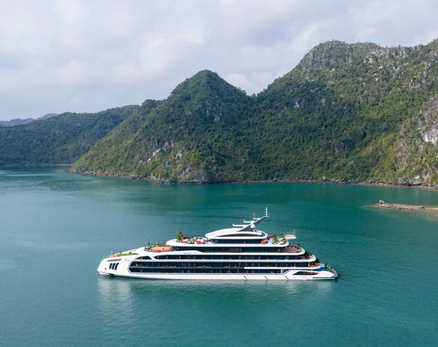 Discover Halong Bay on the Celina of the Sea Cruise