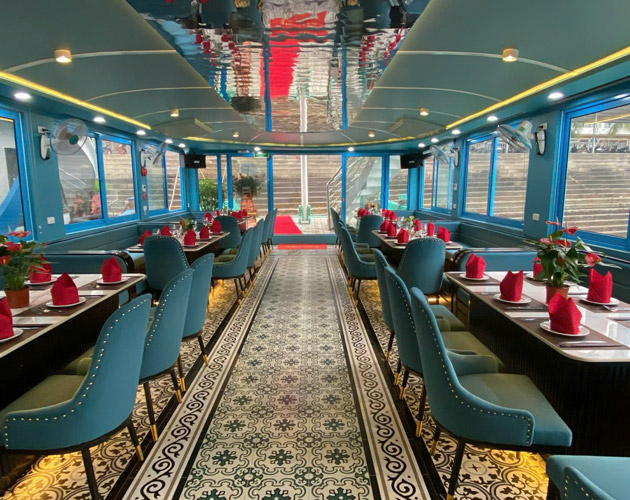 Explore Halong Bay on Diamond Cruise