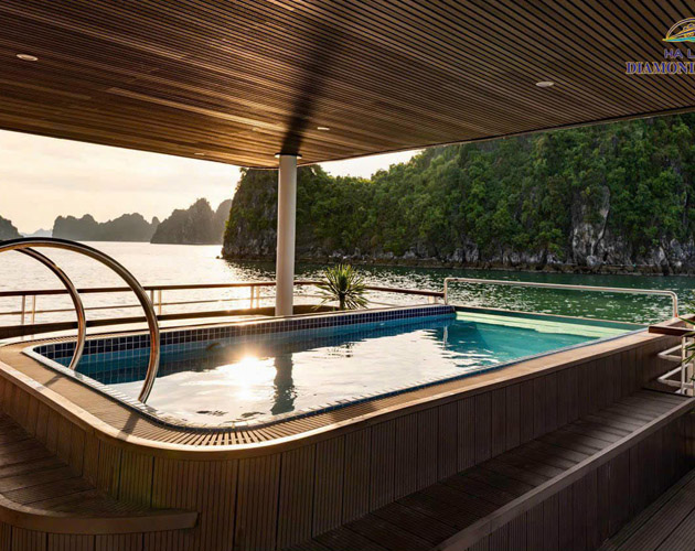 Explore Halong Bay on Diamond Cruise