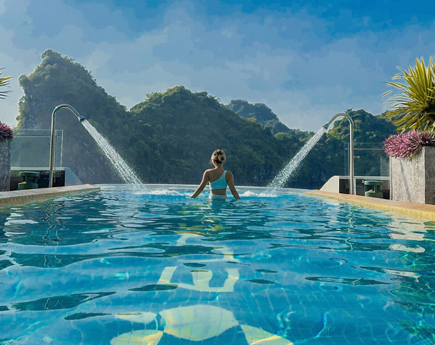 Discover Halong Bay on Elite of the Seas Cruise