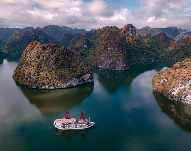 Discover Lan Ha Bay on Heritage Ginger Cruise
