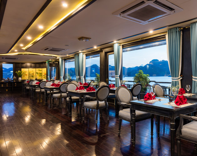 La Regina Grand Cruise | 5-Star Luxury Cruise in Lan Ha Bay