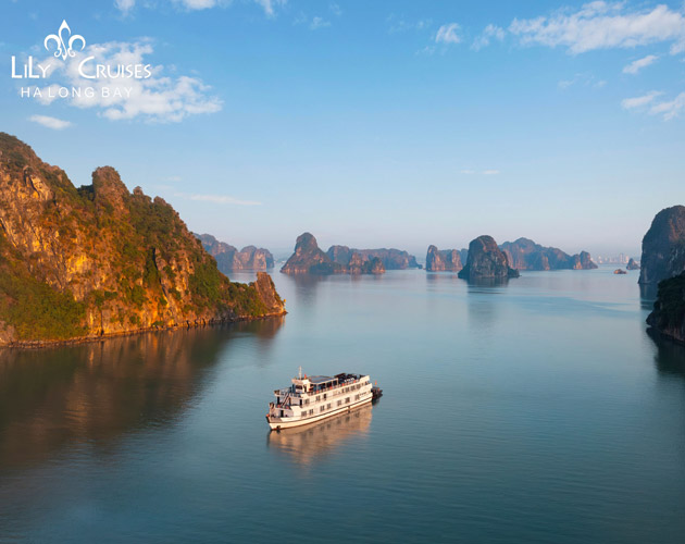 Discover Halong Bay on Lily Cruise