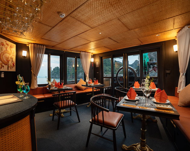 Discover Halong Bay on Prince Junk Cruise