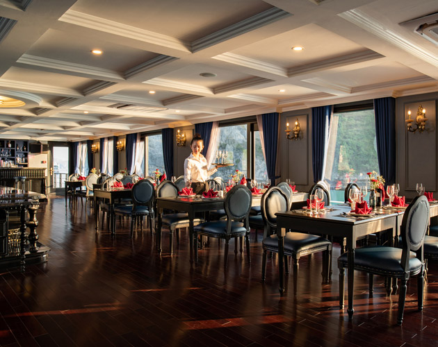 Discover Halong Bay on Rosy Cruise