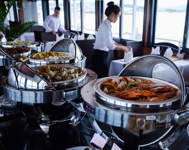 Discover Halong Bay on the Syrena Cruise
