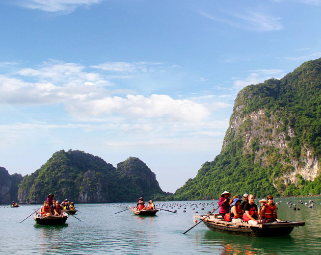 Treasure Junk Cruise – Boutique Halong Bay Experience