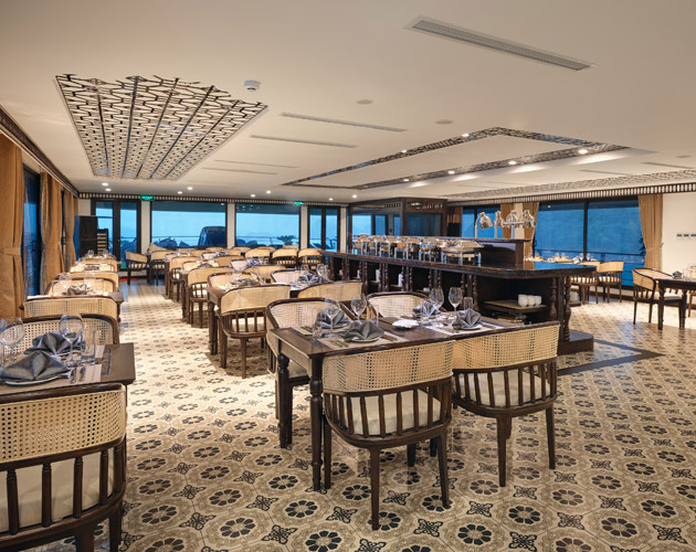 Explore Halong Bay & Lan Ha Bay on Venus Cruise