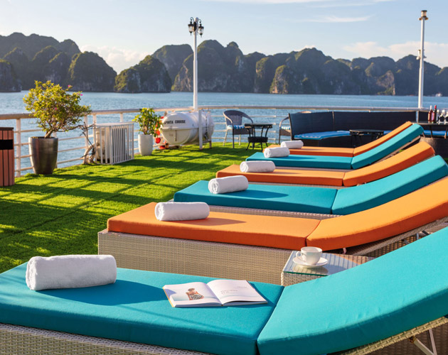 Discover Lan Ha Bay on Verdure Lotus Luxury