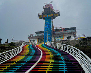 2 Days Sapa Tour | Cat Cat, Glass Bridge & Silver Waterfall