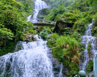 2 Days Sapa Tour | Cat Cat, Glass Bridge & Silver Waterfall